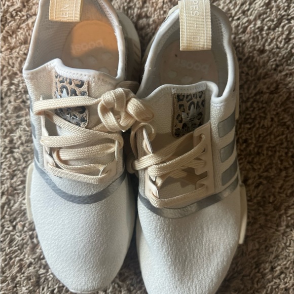 Adidas Women’s sneakers - Picture 6 of 7